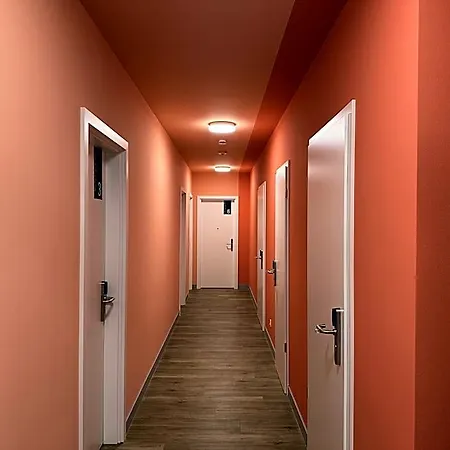 Hotel Living Wallduern